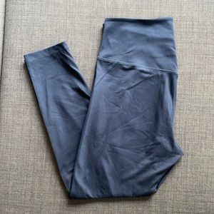 Girlfriend Co Navy Blue Mid-rise Compressive Leggings